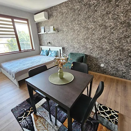 Apartament Jade - With Parking Warna