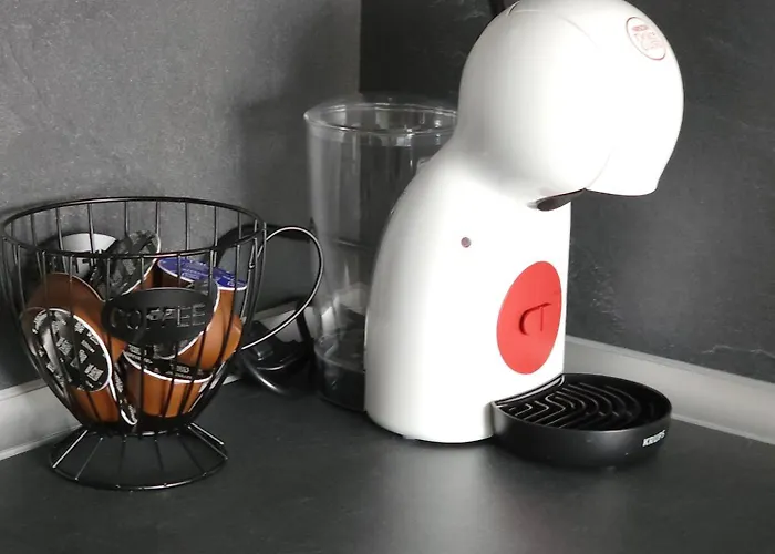 Jade - With Parking 아파트 *